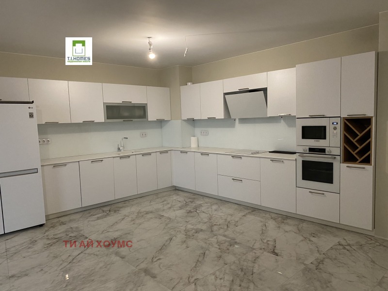 Na prodej  2 ložnice Sofia , Izgrev , 154 m2 | 48248766 - obraz [2]