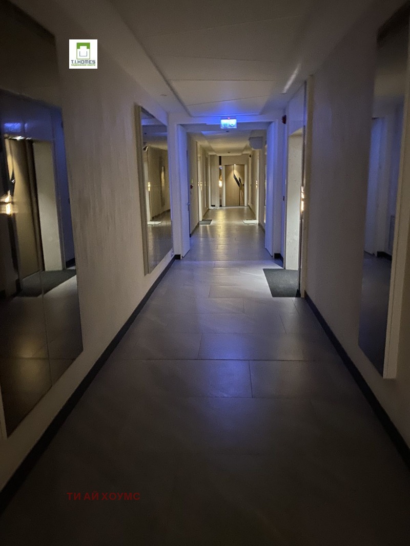 Na prodej  2 ložnice Sofia , Izgrev , 154 m2 | 48248766 - obraz [15]