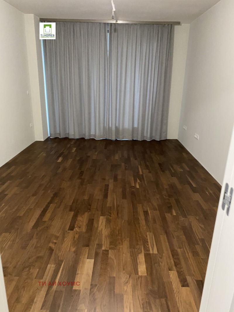 Na prodej  2 ložnice Sofia , Izgrev , 154 m2 | 48248766 - obraz [6]