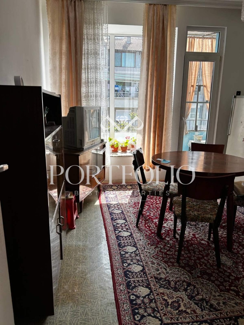 Eladó  2 hálószobás Burgas , Centar , 81 négyzetméter | 30365154 - kép [3]