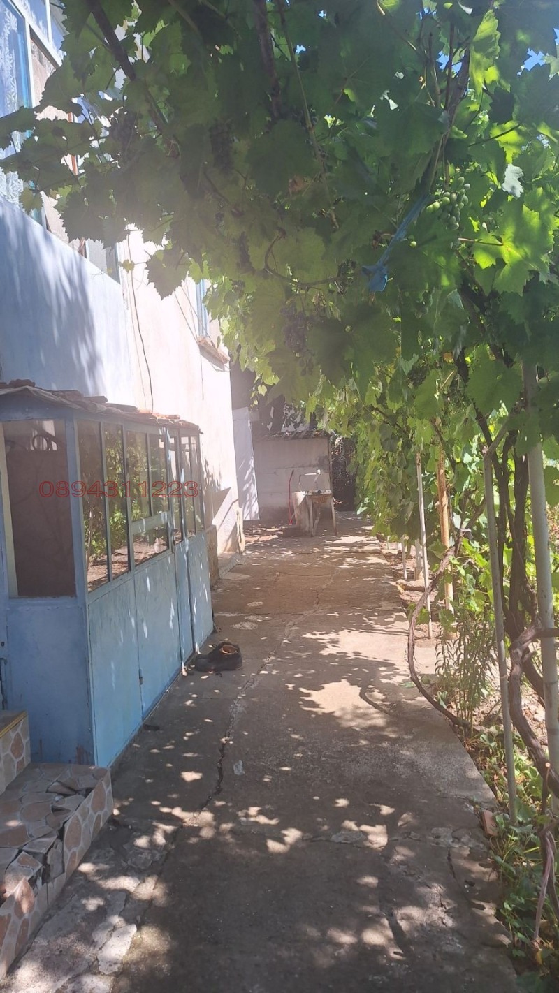 Продава  Къща област Враца , с. Попица , 300 кв.м | 93533356 - изображение [6]