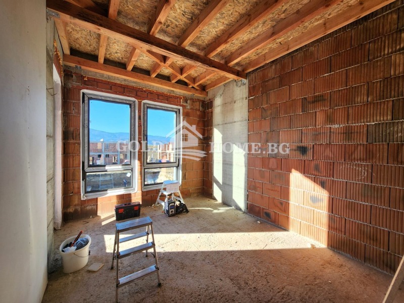 Продава КЪЩА, гр. Пловдив, Остромила, снимка 9 - Къщи - 53153055