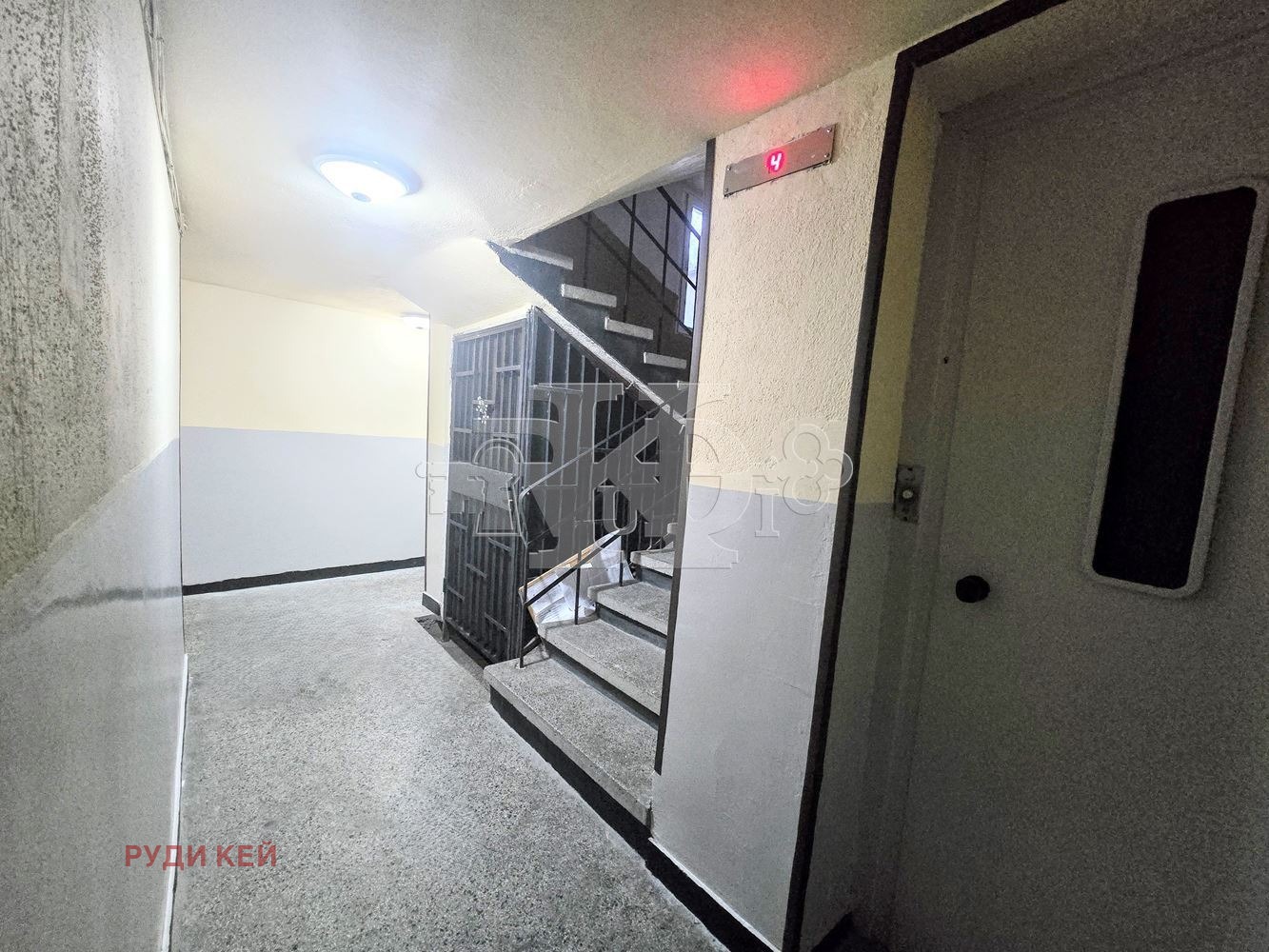 Продава АТЕЛИЕ, ТАВАН, гр. Варна, Колхозен пазар, снимка 12 - Апартаменти - 53682074