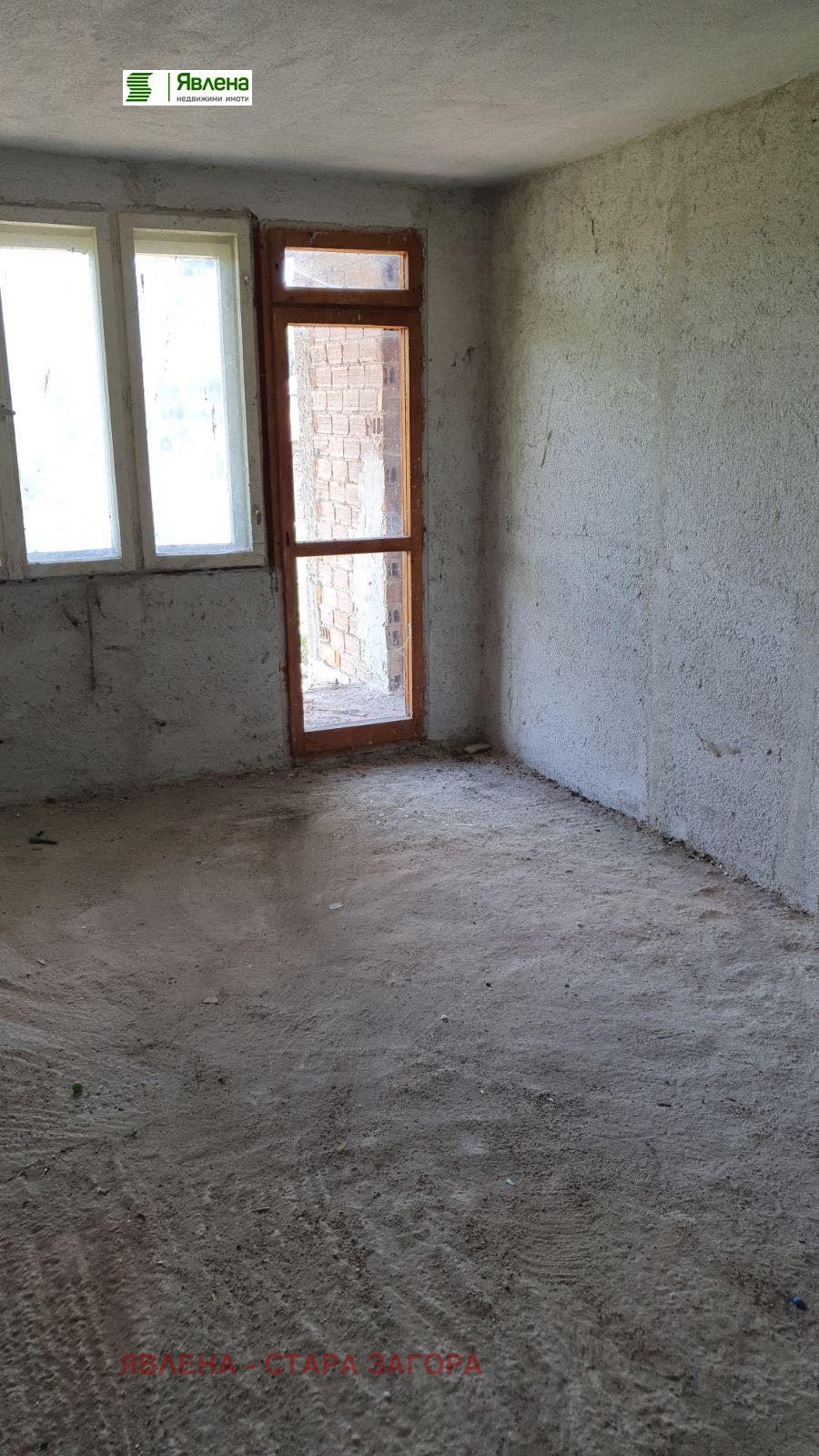 Продава КЪЩА, с. Казанка, област Стара Загора, снимка 2 - Къщи - 49728036