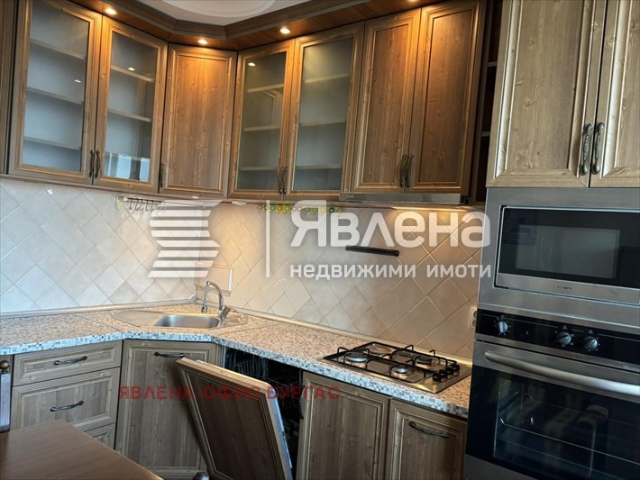 Продава 2-СТАЕН, гр. Бургас, Славейков, снимка 2 - Апартаменти - 52449002