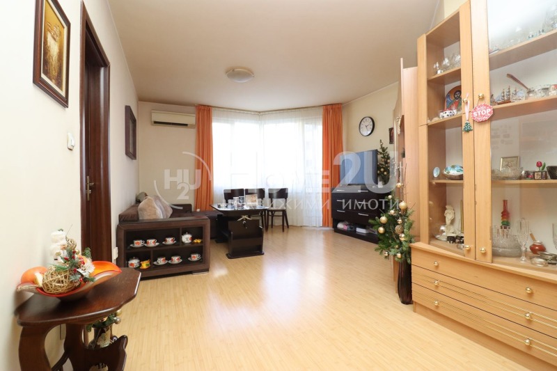 Продава 3-СТАЕН, гр. София, Лозенец, снимка 2 - Апартаменти - 53052189