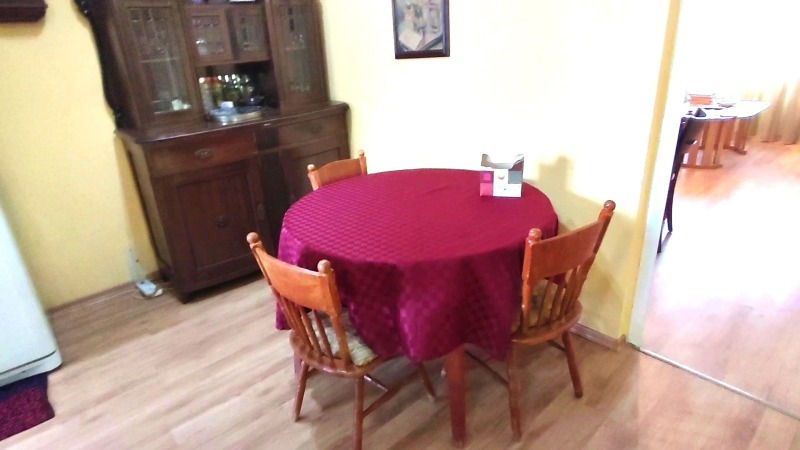 Na prodej  3 ložnice Ruse , Chašove , 115 m2 | 37881130 - obraz [5]