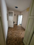 Продава ЕТАЖ ОТ КЪЩА, гр. София, Център, снимка 4