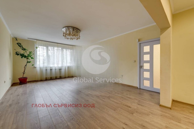 Продава 3-СТАЕН, гр. София, Медицинска академия, снимка 2 - Aпартаменти - 48692168