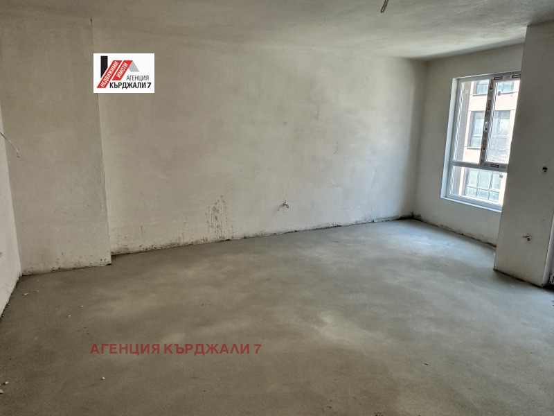 На продаж  2 спальні Кърджали , Възрожденци , 114 кв.м | 82583902 - зображення [12]