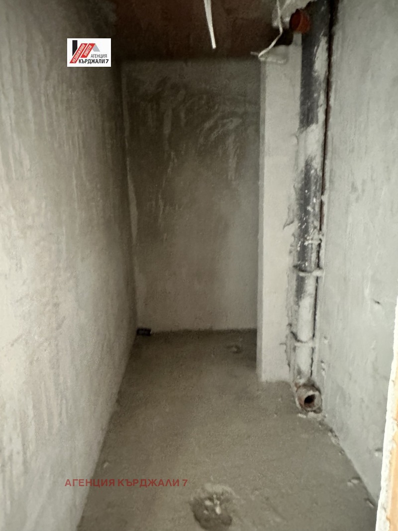 На продаж  2 спальні Кърджали , Възрожденци , 114 кв.м | 82583902 - зображення [9]