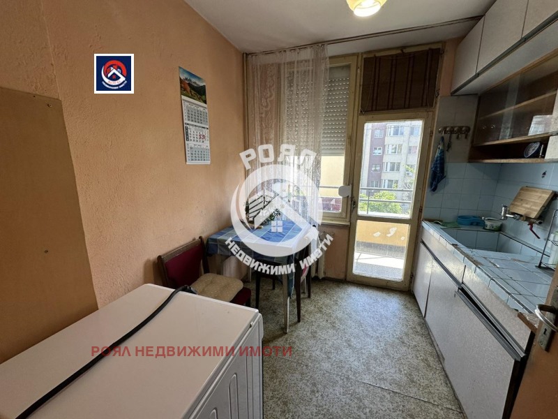 En venta  3 dormitorios región Plovdiv , Stamboliyski , 100 metros cuadrados | 83512387 - imagen [6]