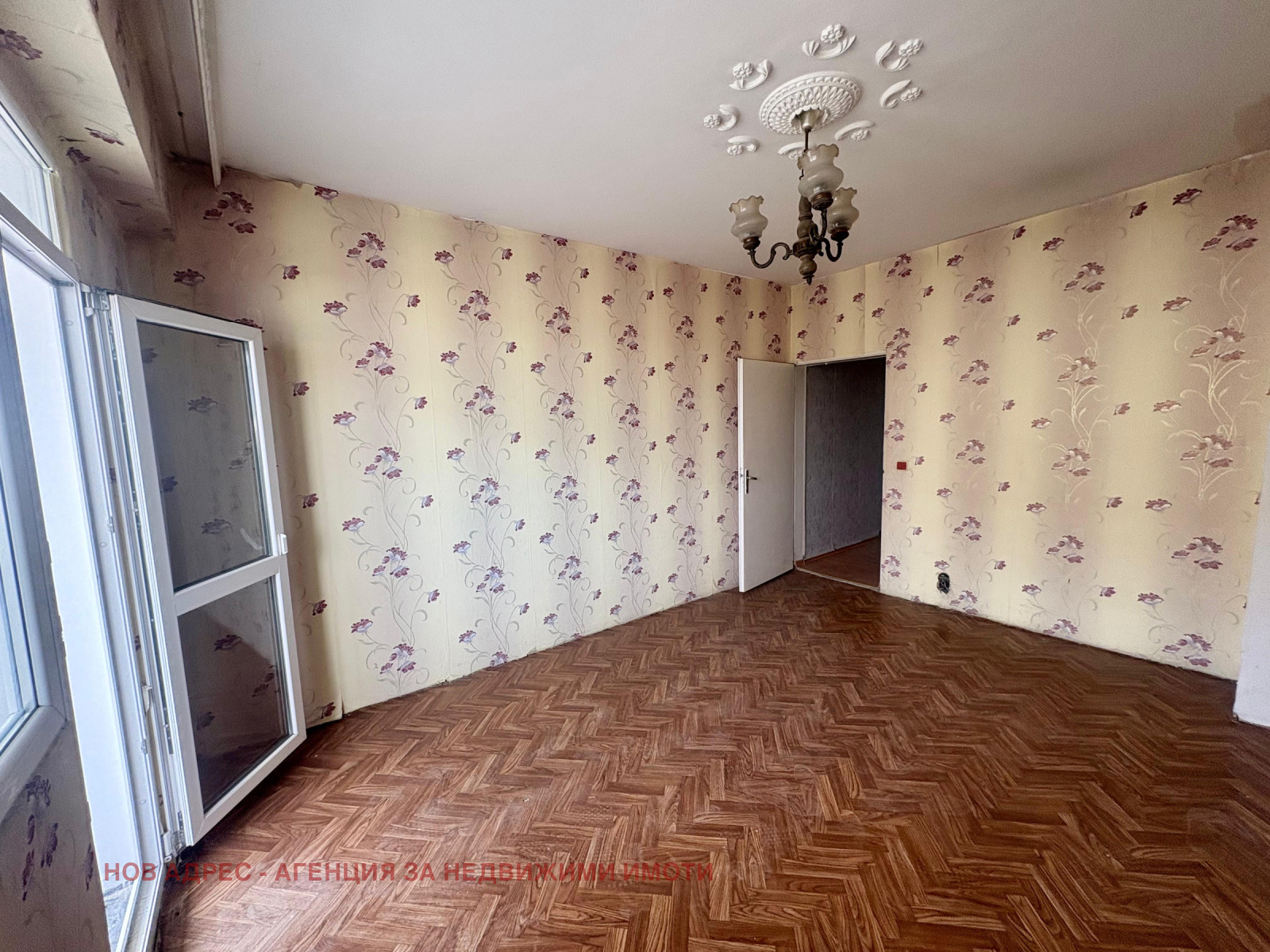 Продава 3-СТАЕН, гр. Търговище, Вароша, снимка 2 - Апартаменти - 51734974