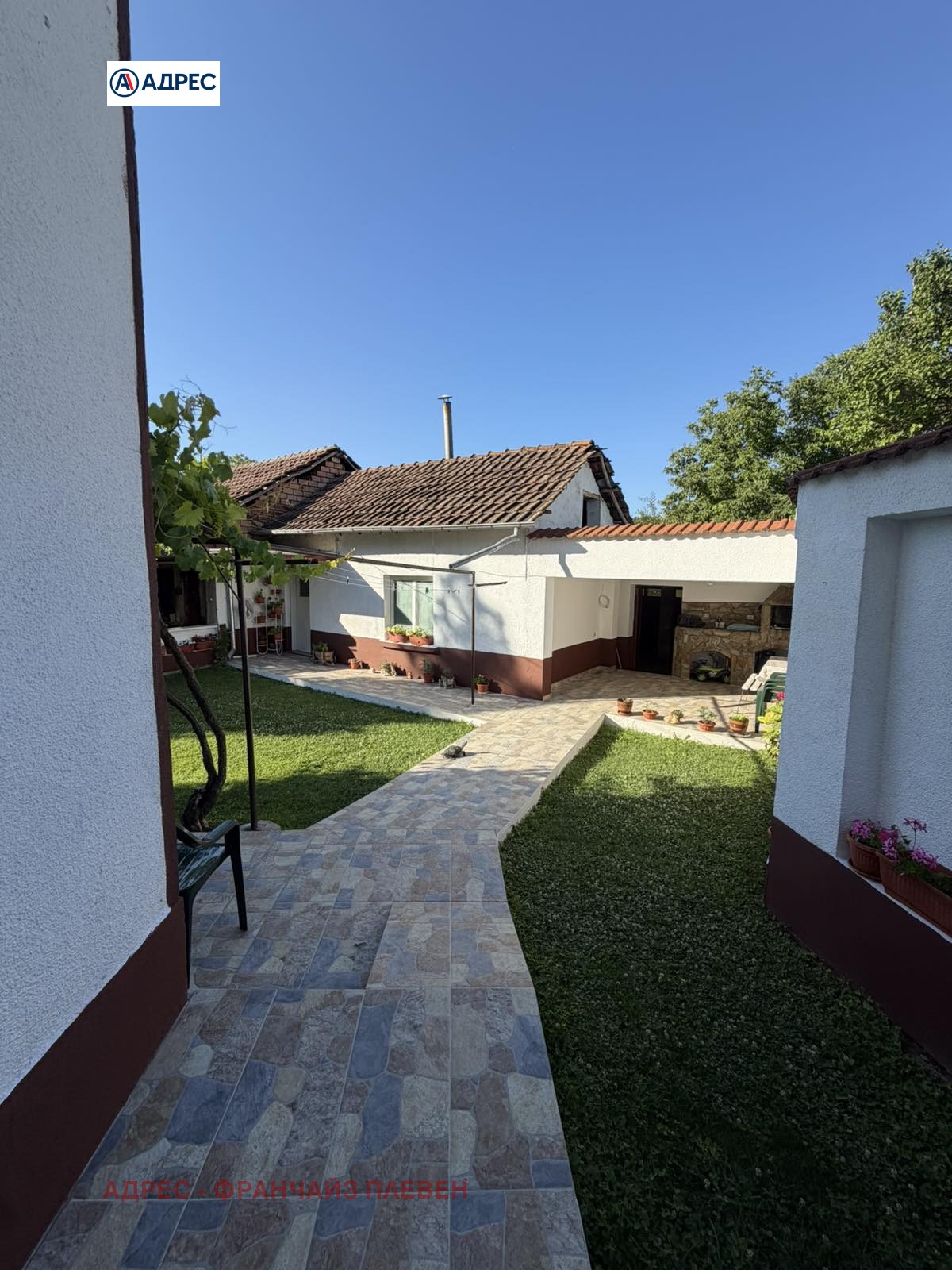 Продава КЪЩА, с. Буковлък, област Плевен, снимка 2 - Къщи - 54133771
