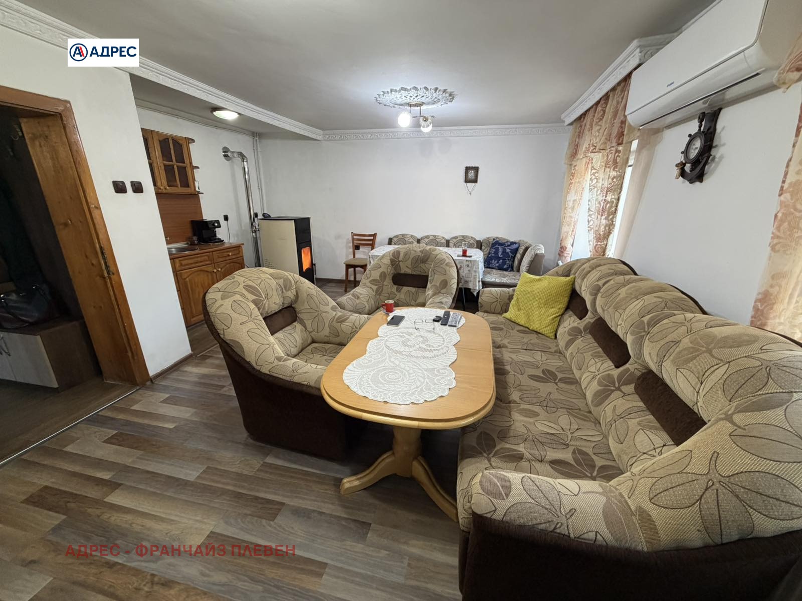 Продава КЪЩА, с. Буковлък, област Плевен, снимка 9 - Къщи - 54133771