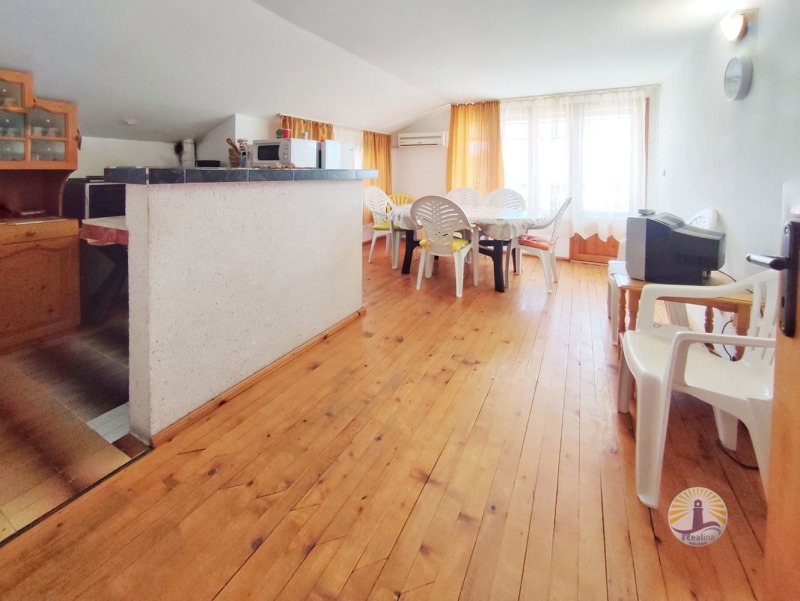 Продава 4-СТАЕН в област Бургас, гр. Поморие - 126 кв.м / 125 000 € » 244 478.75 лв., РЕАЛИНА ЕООД