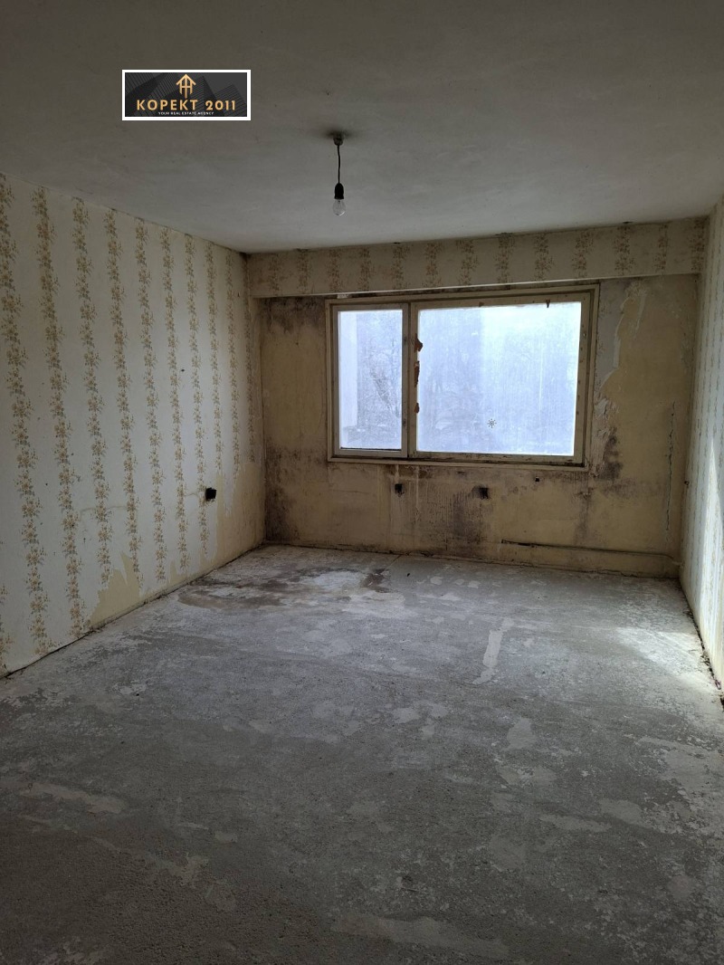 Продава 3-СТАЕН, гр. Русе, Здравец Изток, снимка 4 - Апартаменти - 53593224