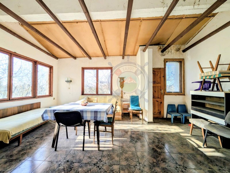 Продава КЪЩА, гр. Варна, м-т Ракитника, снимка 2 - Къщи - 52965758