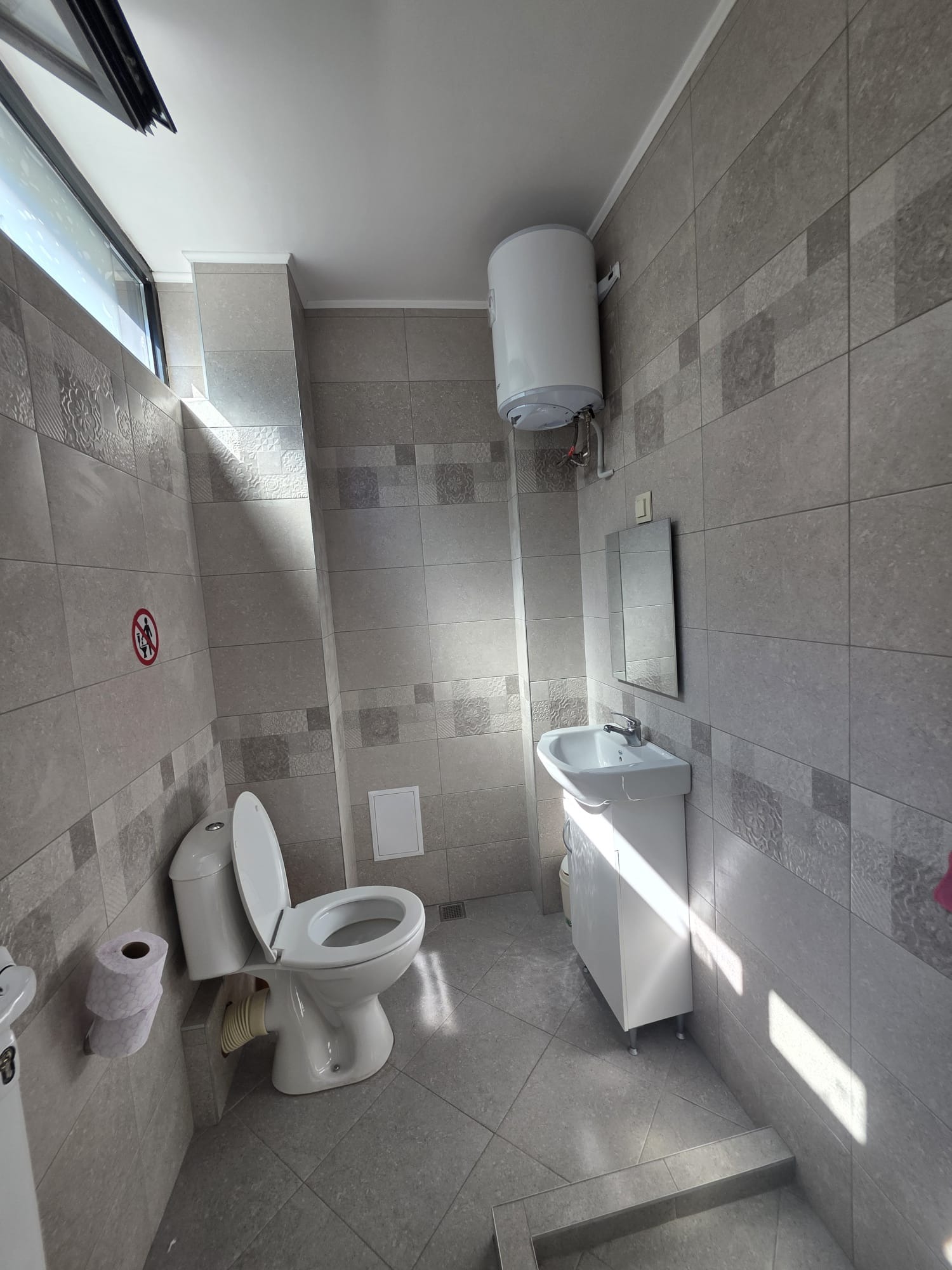 Продава ОФИС, гр. Хасково, Дружба 1, снимка 4 - Офиси - 56013359