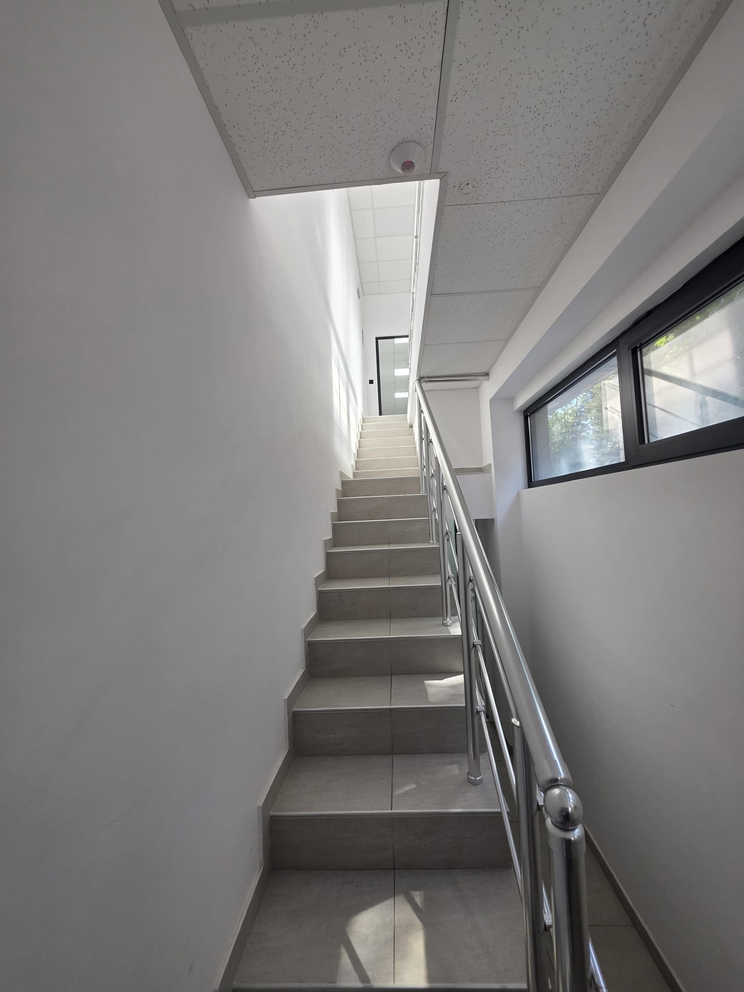 Продава ОФИС, гр. Хасково, Дружба 1, снимка 5 - Офиси - 56013359