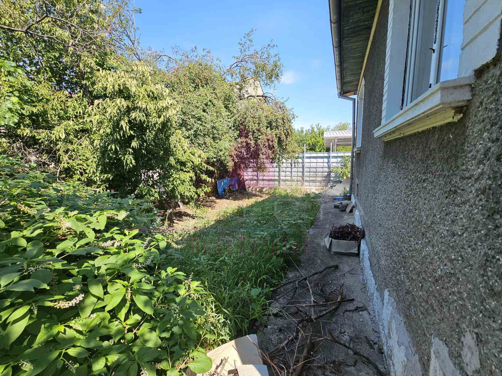 Продава КЪЩА, гр. Русе, Дружба 2, снимка 9 - Къщи - 53857042