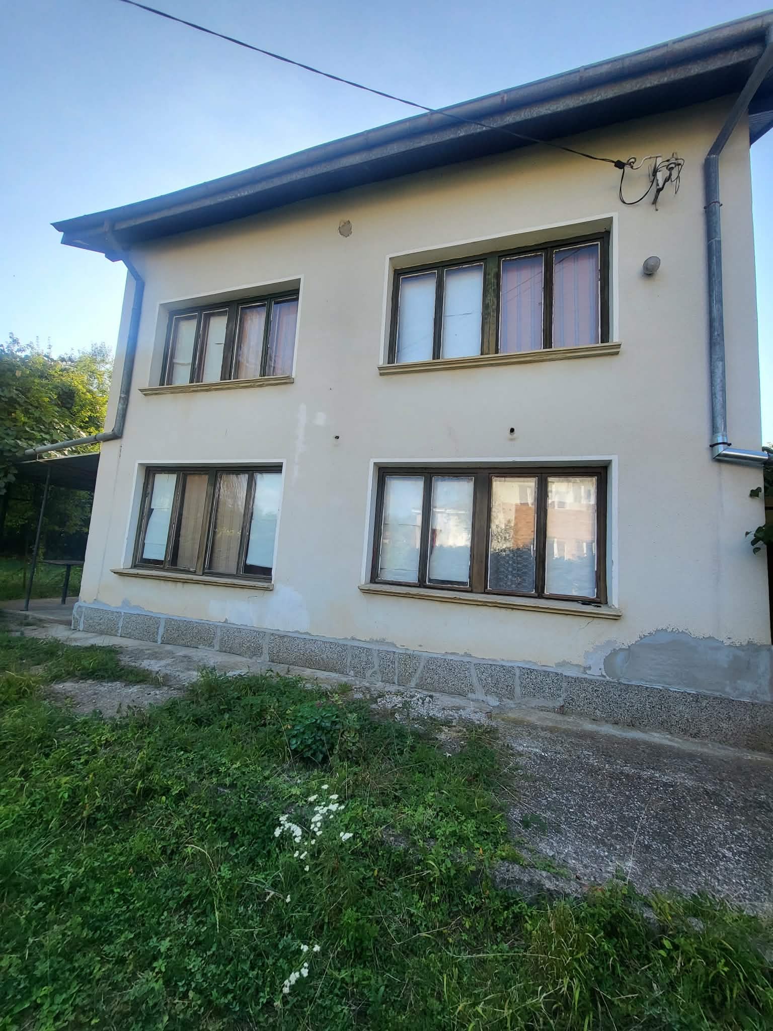 Продава КЪЩА, гр. Априлци, област Ловеч