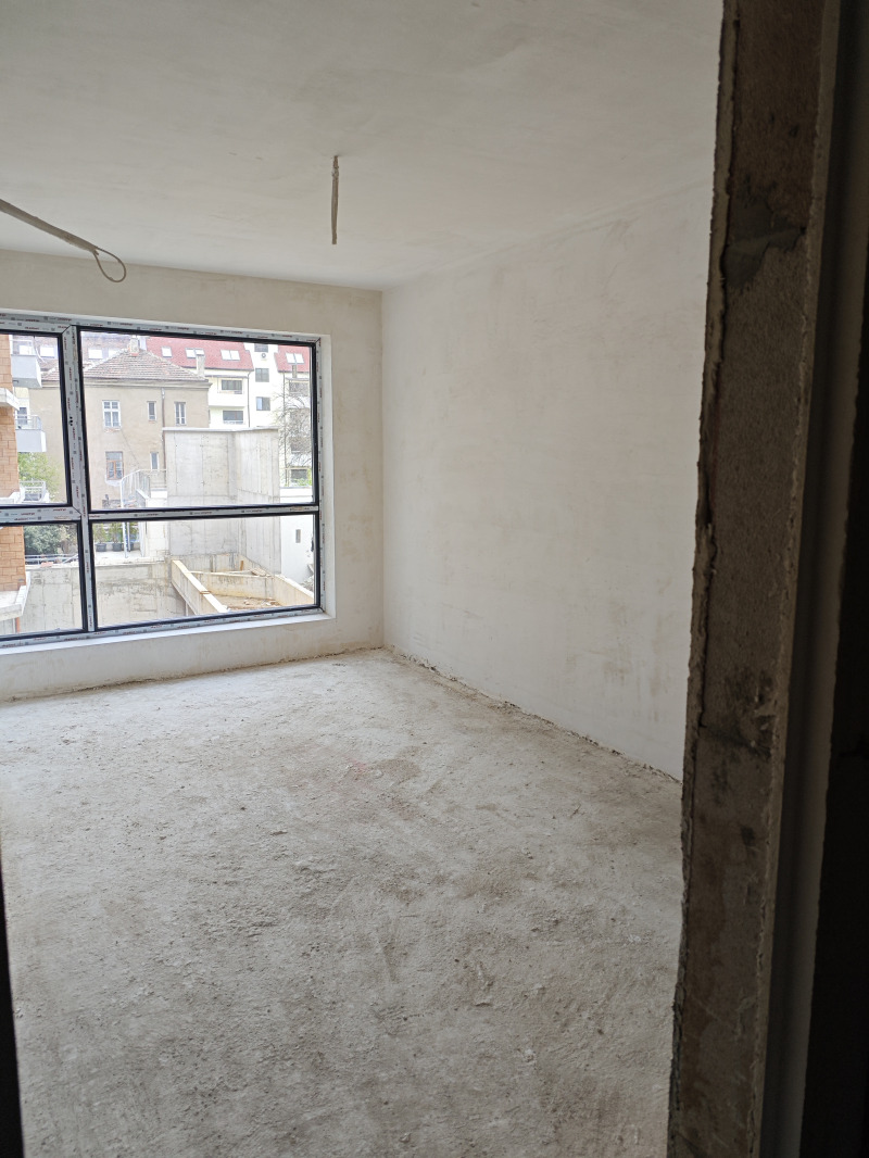 Продава 2-СТАЕН в град София, Център - 70 кв.м / 194 000 € » 379 431.02 лв., ИРИДА НЕДВИЖИМИ ИМОТИ