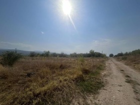 Парцел с. Златитрап, област Пловдив