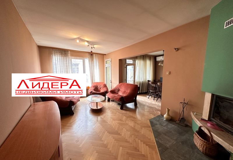 Na sprzedaż  3+ sypialni Plowdiw , Centar , 140 mkw | 46728361 - obraz [3]