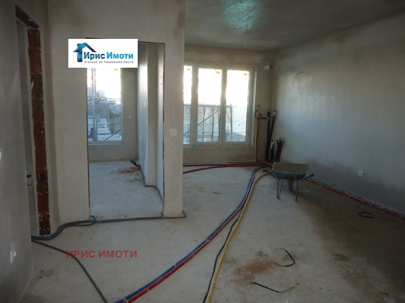 Продава АТЕЛИЕ, ТАВАН, гр. София, Малинова долина