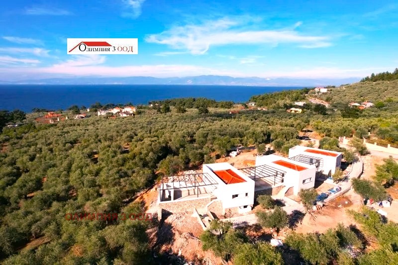 Продава КЪЩА, Извън страната, област Извън страната