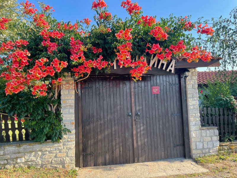 Продава ХОТЕЛ, гр. Приморско, област Бургас, снимка 2 - Хотели - 52780925