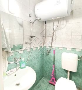 Studio Vazrajdane, Bourgas 5