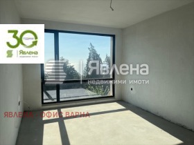 3-стаен град Варна, Галата 12