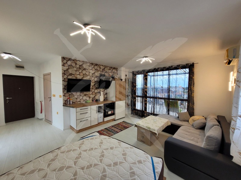 Продава  1-стаен област Варна , гр. Бяла , 112 кв.м | 58817093