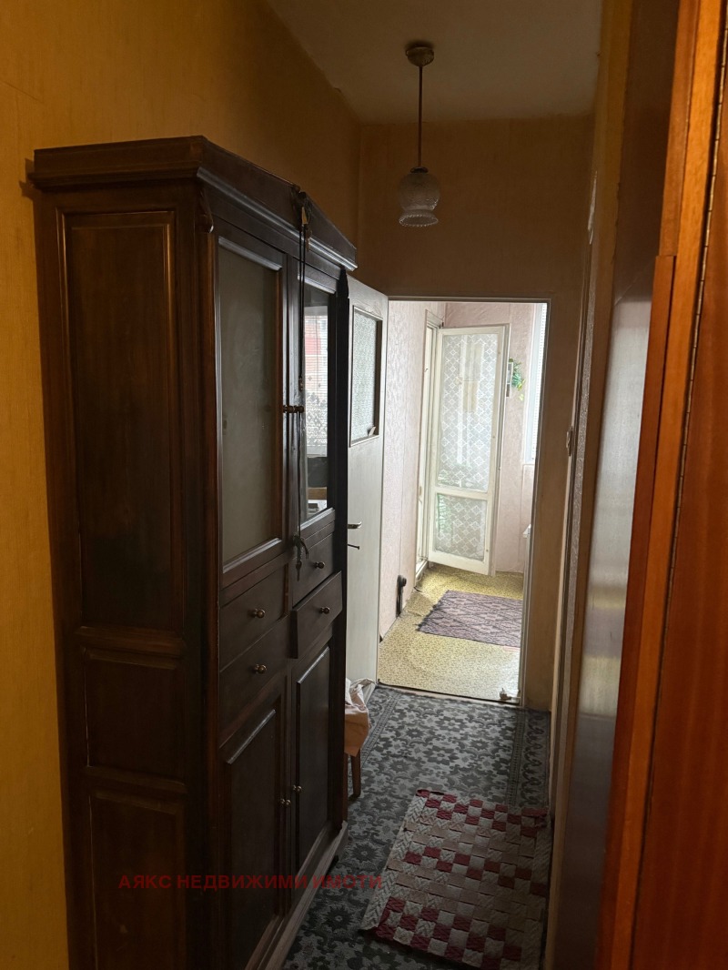 Продава 1-СТАЕН, гр. София, Света Троица, снимка 5 - Апартаменти - 53003086