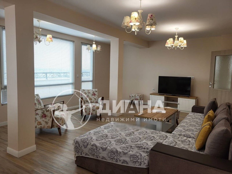 Продава  3-стаен град Пловдив , Тракия , 157 кв.м | 89681095 - изображение [2]