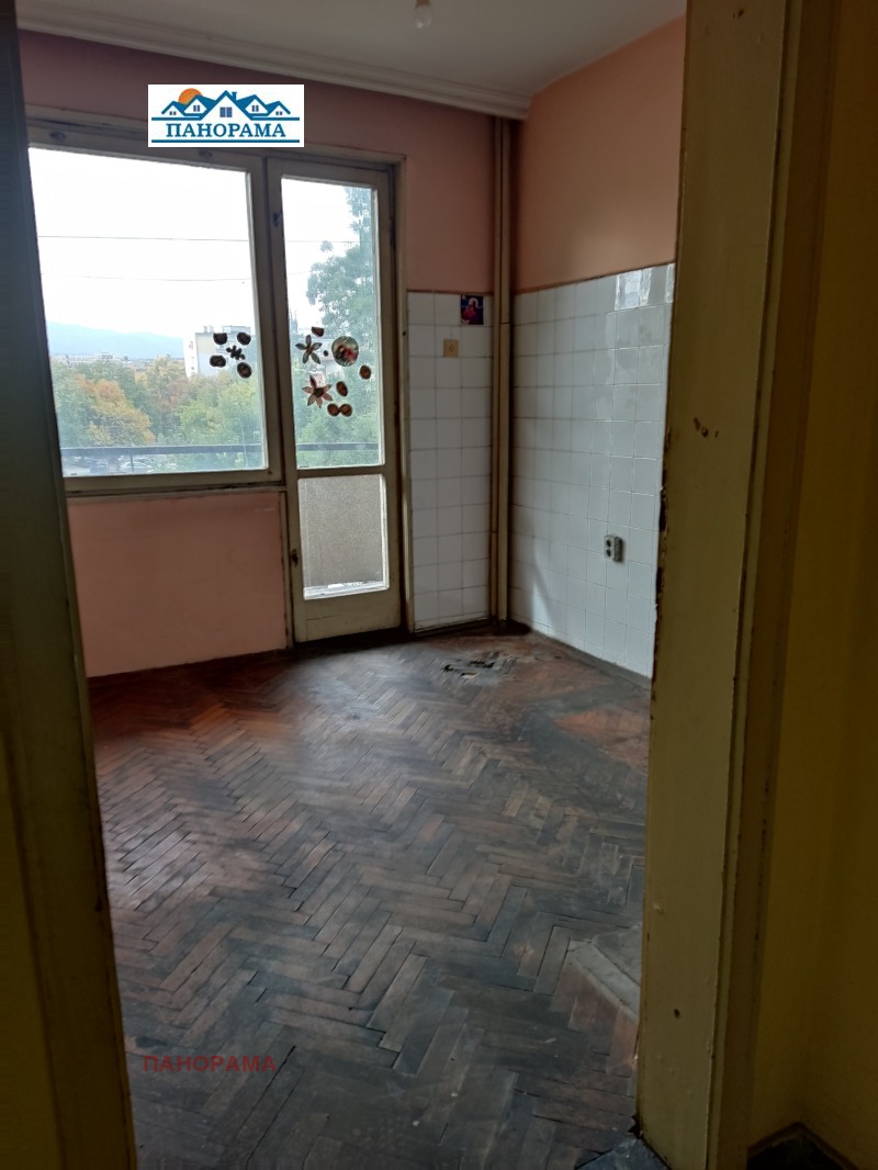 Продава  3-стаен град Пловдив , Въстанически , 82 кв.м | 30686912 - изображение [13]