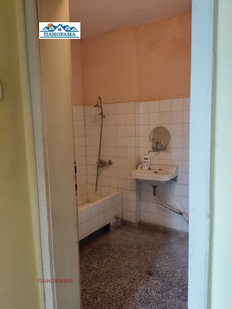 Продава  3-стаен град Пловдив , Въстанически , 82 кв.м | 30686912 - изображение [12]