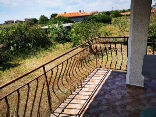 Продава КЪЩА, с. Божурец, област Добрич, снимка 7 - Къщи - 52729538