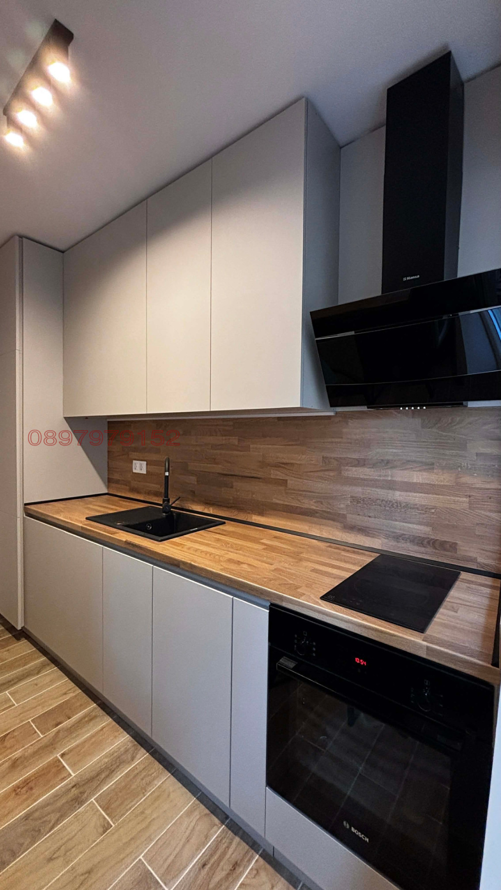Продава 2-СТАЕН, гр. София, Център, снимка 2 - Апартаменти - 54772805