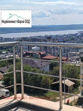 3-стаен град Варна, Възраждане 3