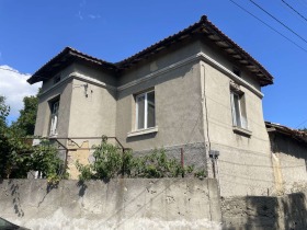 Casa Dalboki, regione Stara Zagora 1