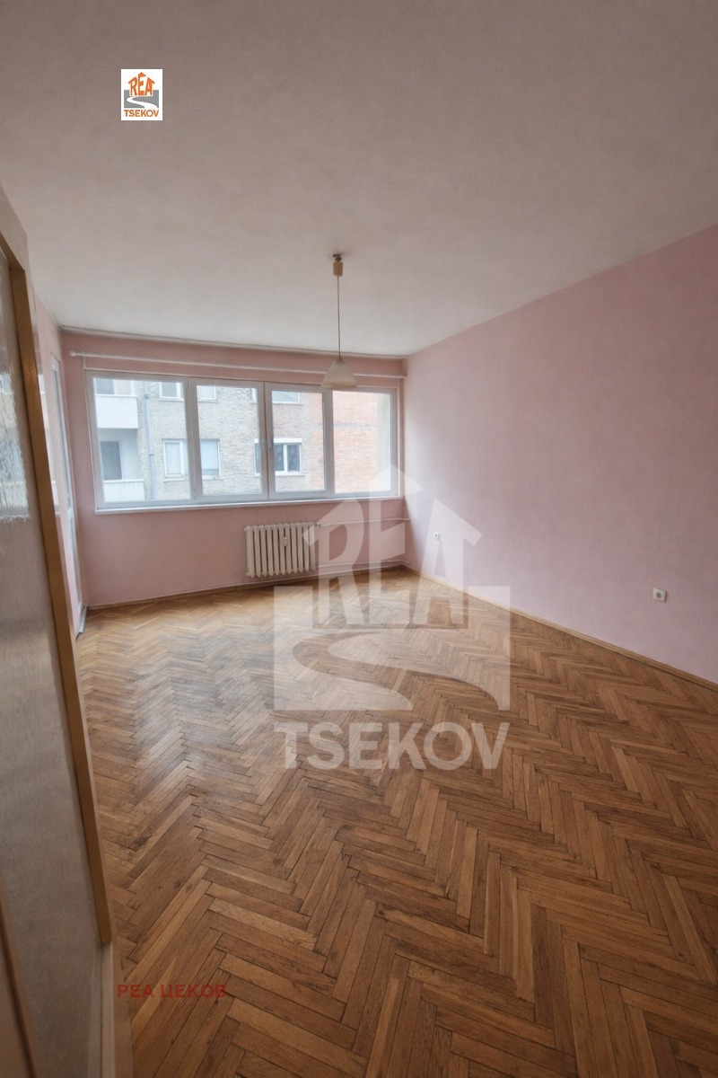 Продава 2-СТАЕН, гр. София, Медицинска академия