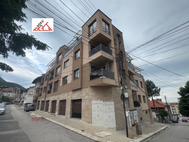 En venta  3 dormitorios Vratsa , Tsentar , 165 metros cuadrados | 50016219