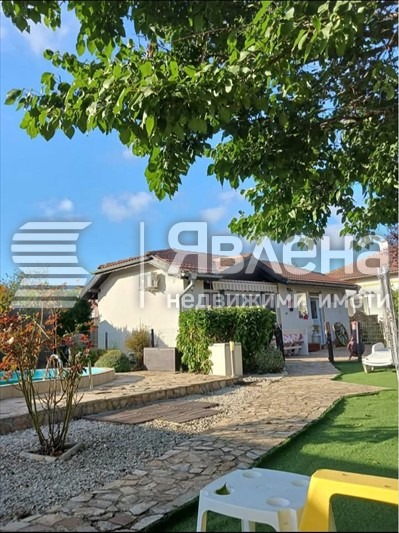 Продава КЪЩА, с. Соколово, област Добрич, снимка 4 - Къщи - 53251526