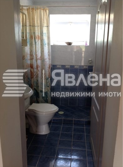 Продава КЪЩА, с. Соколово, област Добрич, снимка 17 - Къщи - 53251526
