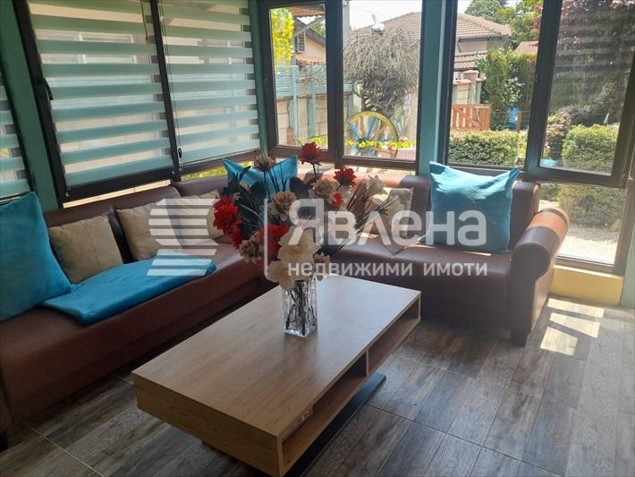 Продава КЪЩА, с. Соколово, област Добрич, снимка 8 - Къщи - 53251526