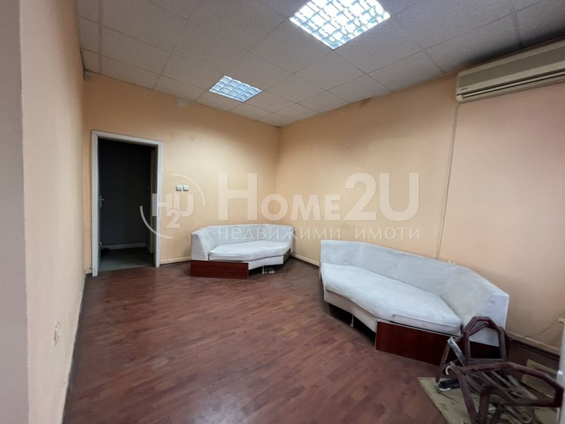 In vendita  Negozio Sofia , Izgrev , 102 mq | 32010130 - Immagine [4]