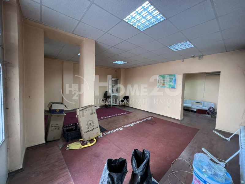 Na prodej  Prodejna Sofia , Izgrev , 102 m2 | 32010130